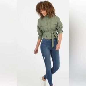 SPANX Distressed Skinny Jeans NWT Medium Wash Pull-On Sculpting Denim Small